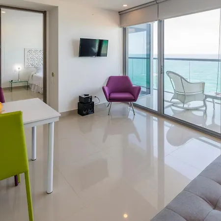 Central & Seaside View In Bocagrande Apartamento